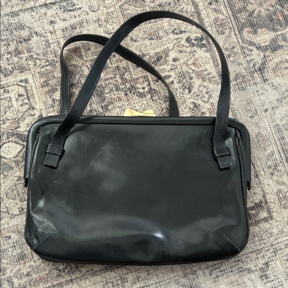 La Belle Vintage Navy Leather Shoulder Bag